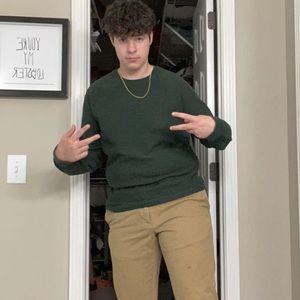 Meet your Posher, Gino